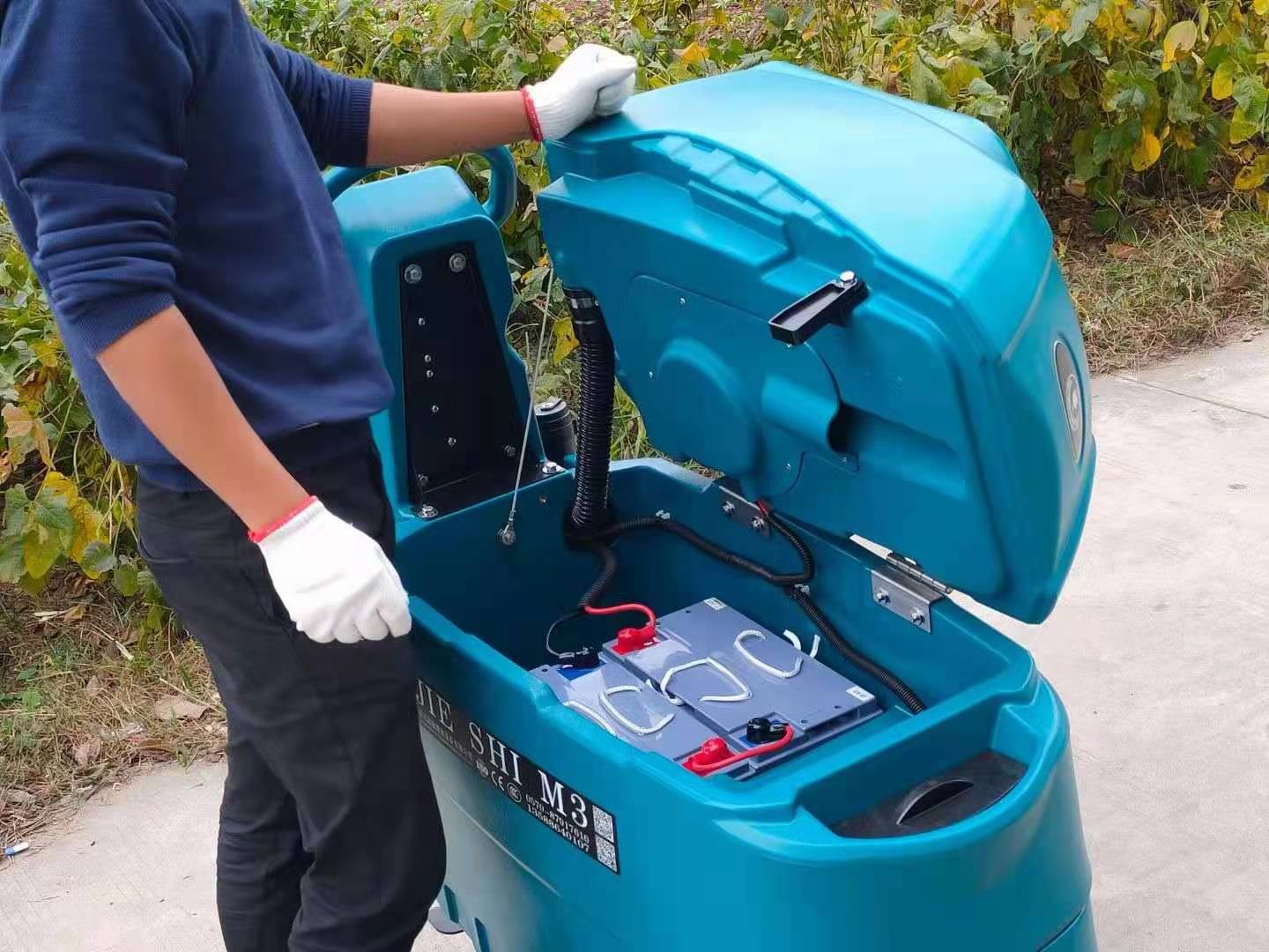 M3手推式电瓶国产区人妖精品人妖精品视频_手推式洗地吸干机